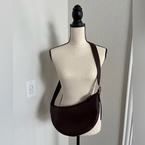 Madewell The Essential Sling Crossbody Bag🤎🍇